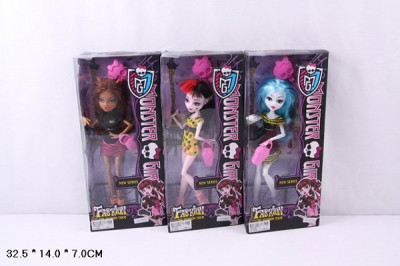 Кукла &quot;Monster High&quot; 3 вида, шарнирная, сумочка, расческа, в кор.32,5*14*7см  (96шт/2)