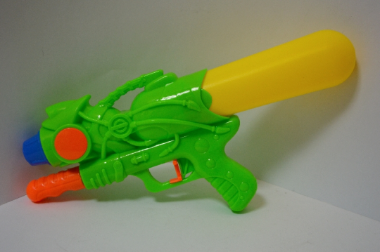 Водный пистолет 103A (168шт/2) с насосом, 3 цвета, в пакете 33см Фото