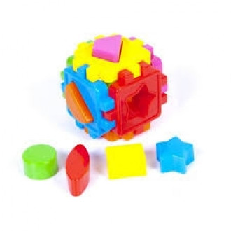 Логический куб-сортер, с геометрич. фигурами,10*10*10см в пакете /20/
