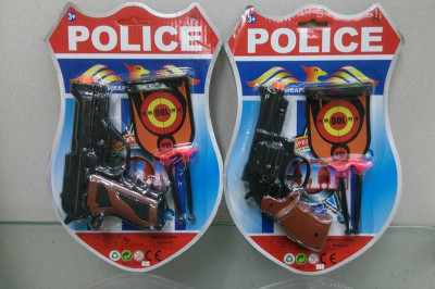 Полицейский набор 22-1 (192шт/2) 2 вида, пистолет, присоски, мишень, на планш