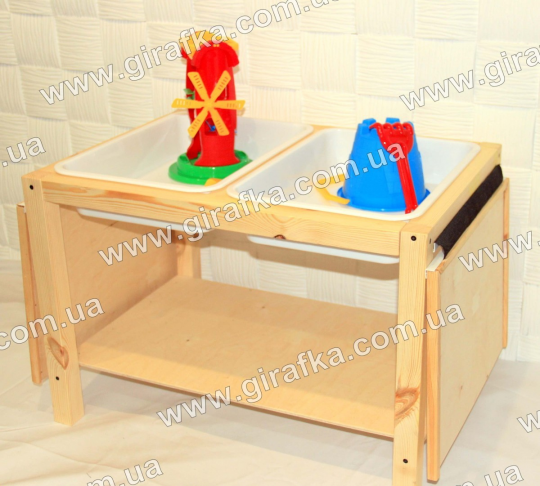 Столик для воды и песка деревянный с крышкой и полкой Фото