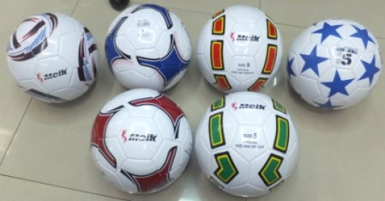 Мяч футбольный BT-FB-0031 PVC 330г 6цв.ш.к./60/ Фото