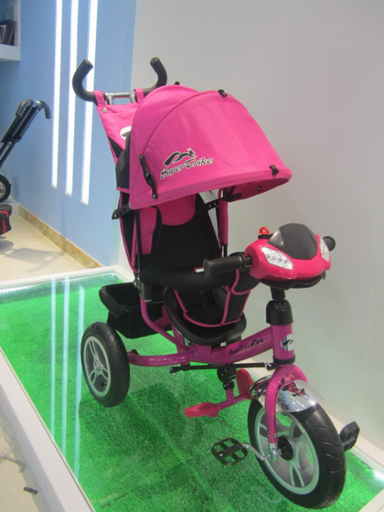 Детский трехколесный велосипед TR17009 розового цвета Фото